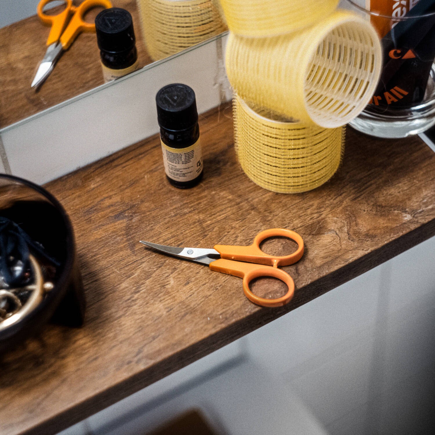 Classic lenktos manikiūro žirklutės 10 cm - Image 5