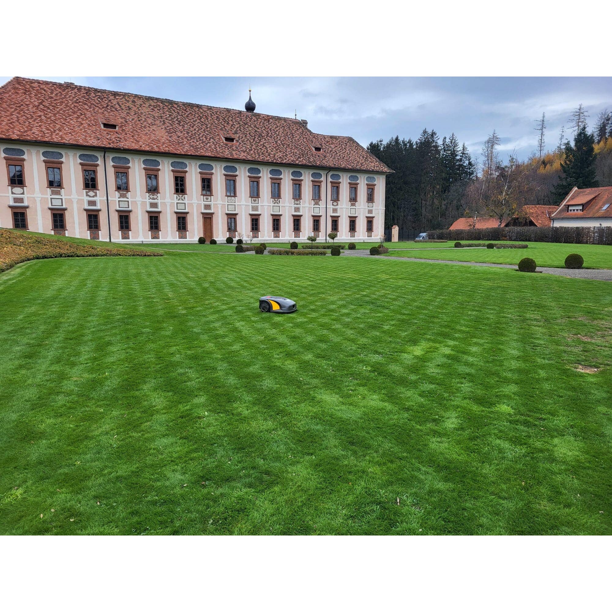 Robotas vejapjovė STIGA A 10000 (bevielis, iki 120 arų) - Image 14