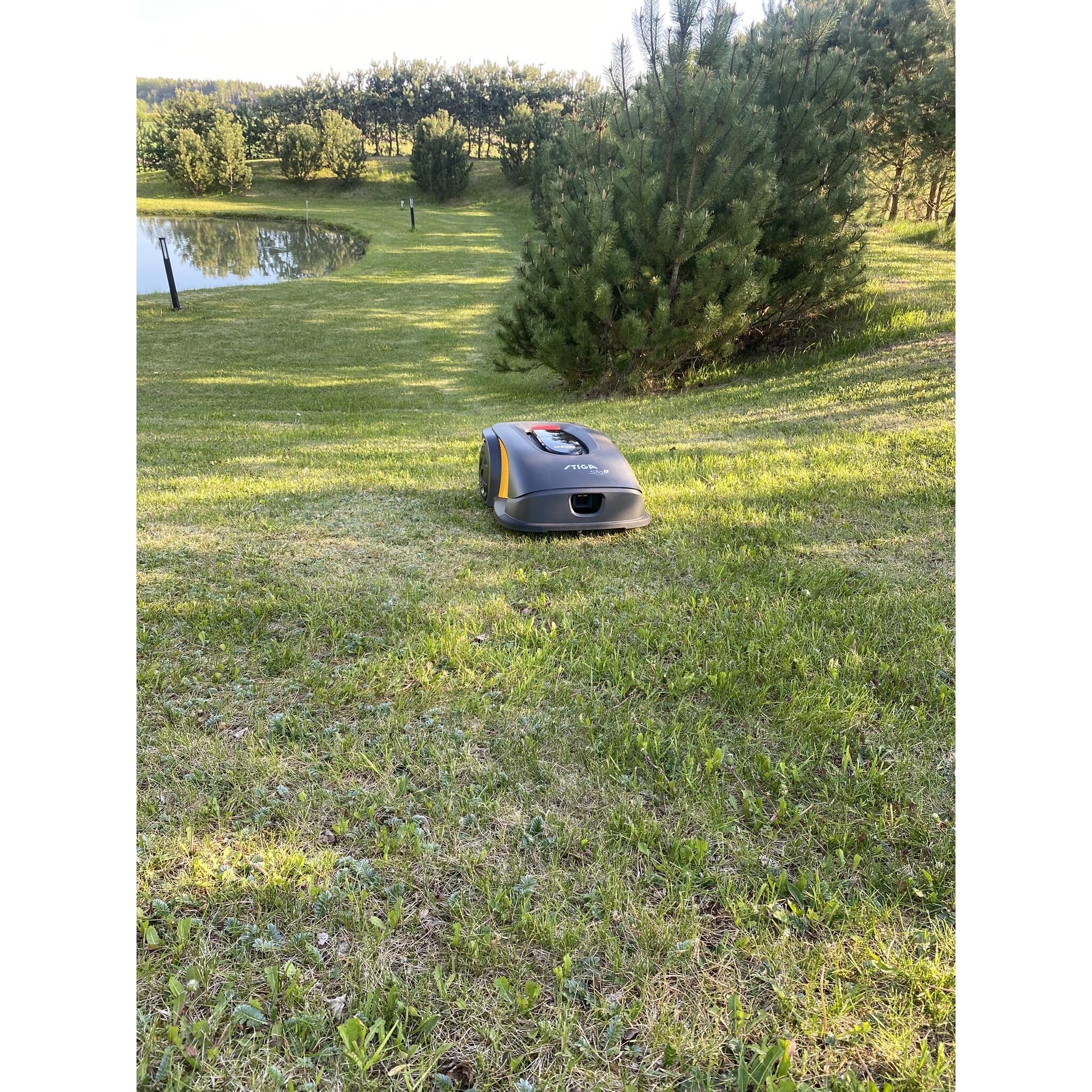 Robotas vejapjovė Stiga A 3000 (bevielis, Iki 45 arų) - Image 17