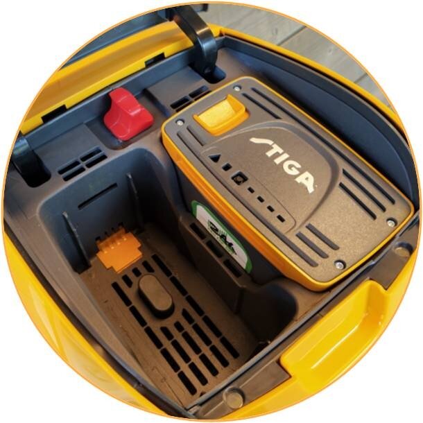 Akumuliatorinė savaeigė vejapjovė STIGA Combi 753e V Kit (48V, 53 cm) - Image 10