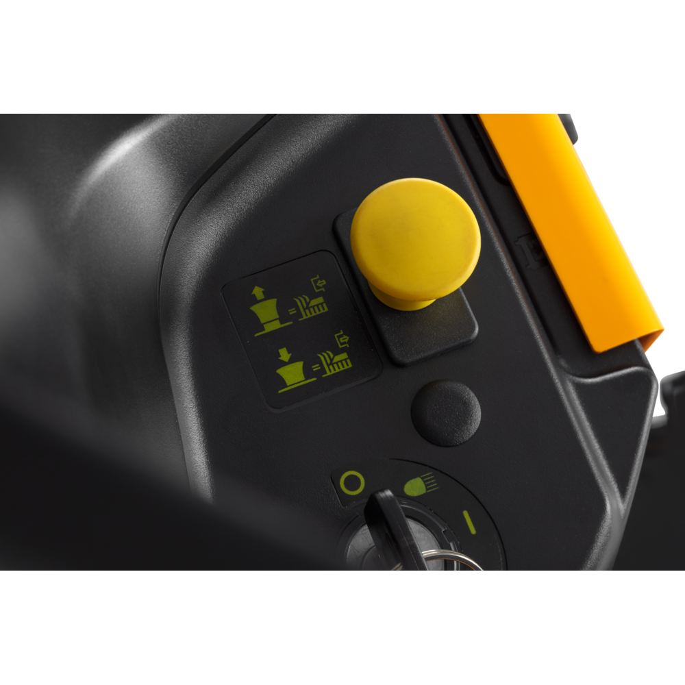 Traktoriukas Stiga Tornado 398 M (mech. Dėžė, šoninis išmetimas) - Image 8