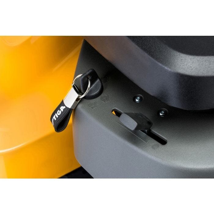 Traktoriukas STIGA Park 300 LC (su 85 cm. Agregatu komplekte) - Image 11