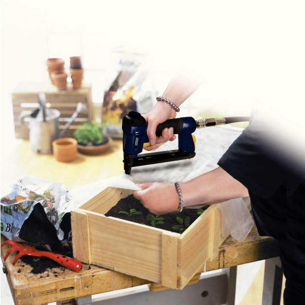 Kabės 140/10 5000vnt, žalio, Rapid - Image 6