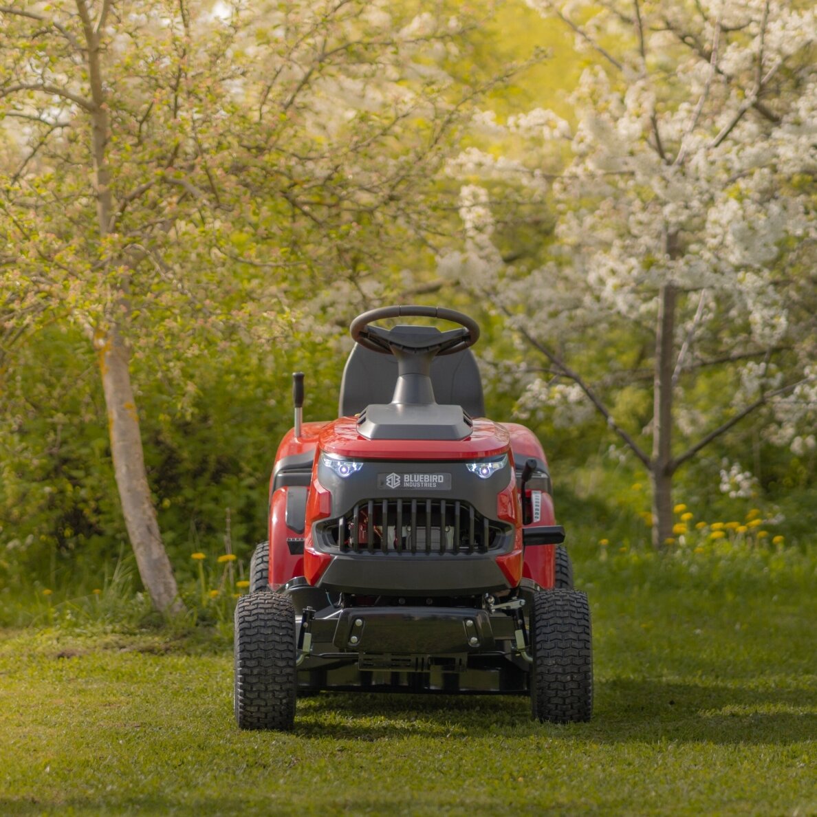 BLUE BIRD TR P 102H TWIN VEJOS TRAKTORIUKAS - Image 4