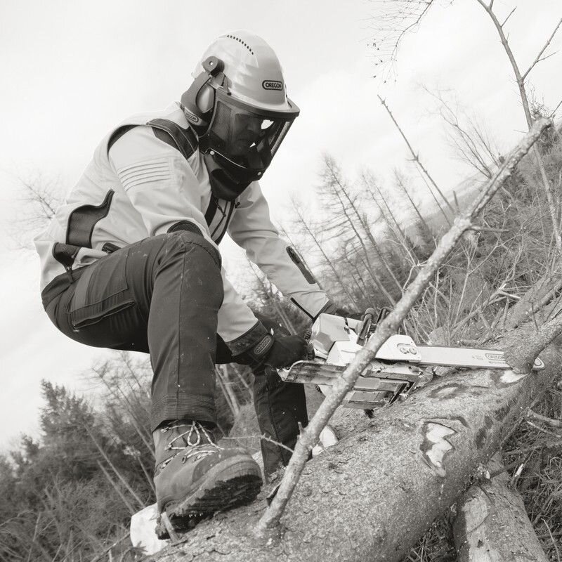WAIPOUA profesionalus pjūklininko šalmas su ausinėmis