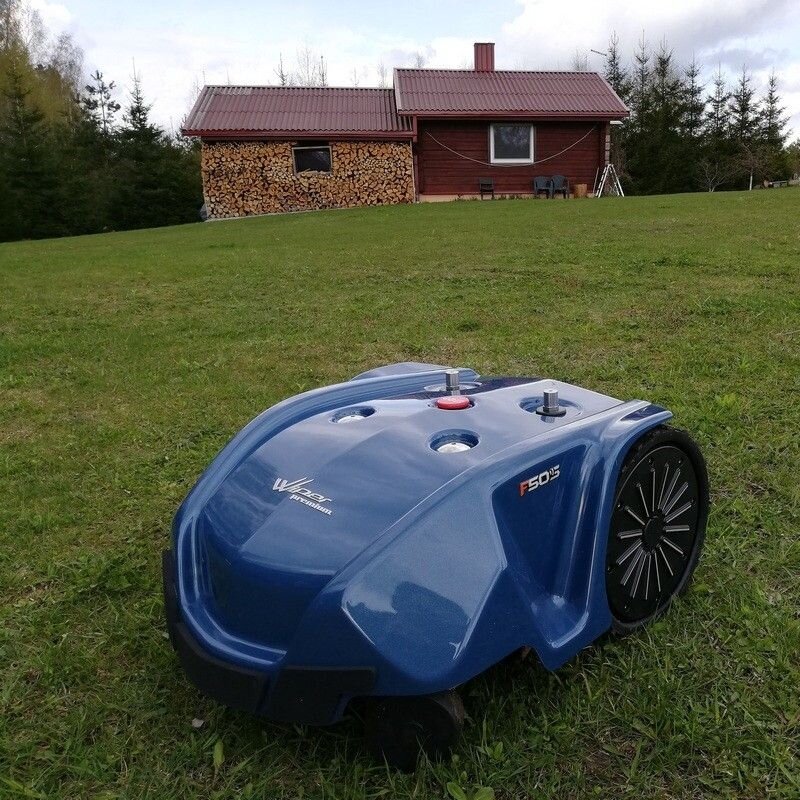 Wiperpremium F50 S vejos robotas - Image 11