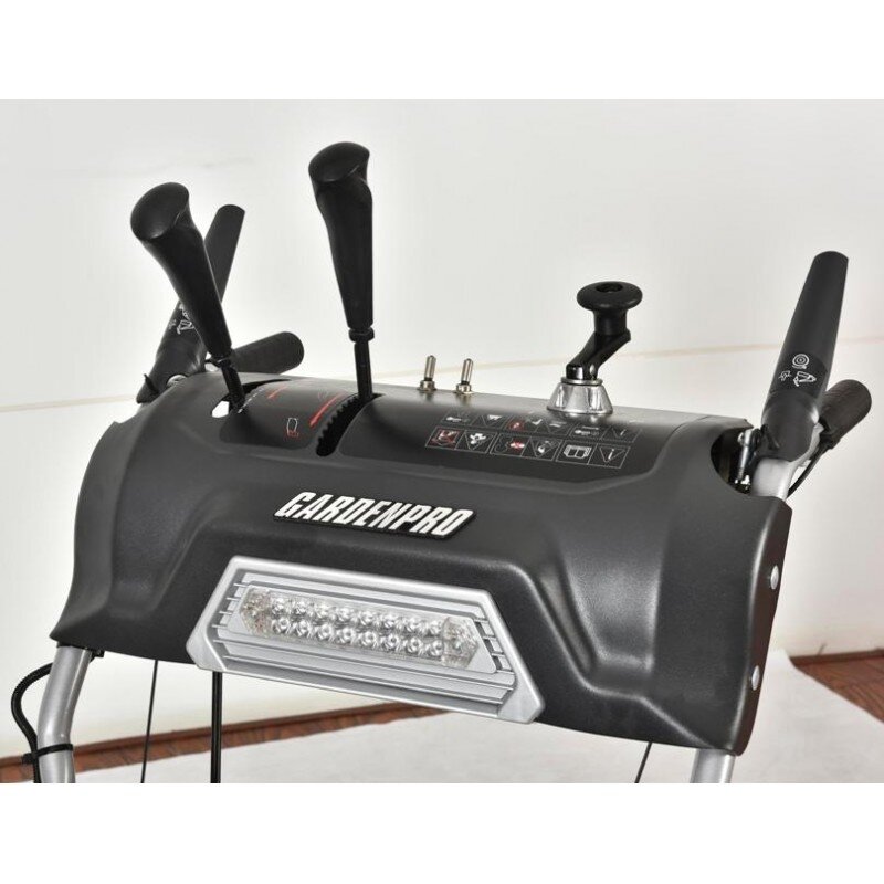 GardenPro KC1130MS sniego valytuvas GardenPro KC1130MS sniego valytuvas