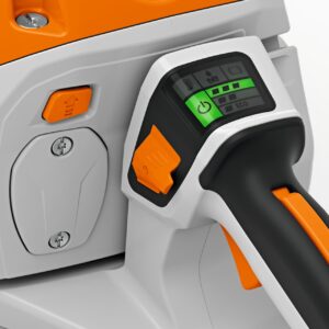 Akumuliatorinis pjūklas STIHL MSA 300.0 be akumuliatoriaus ir įkroviklio