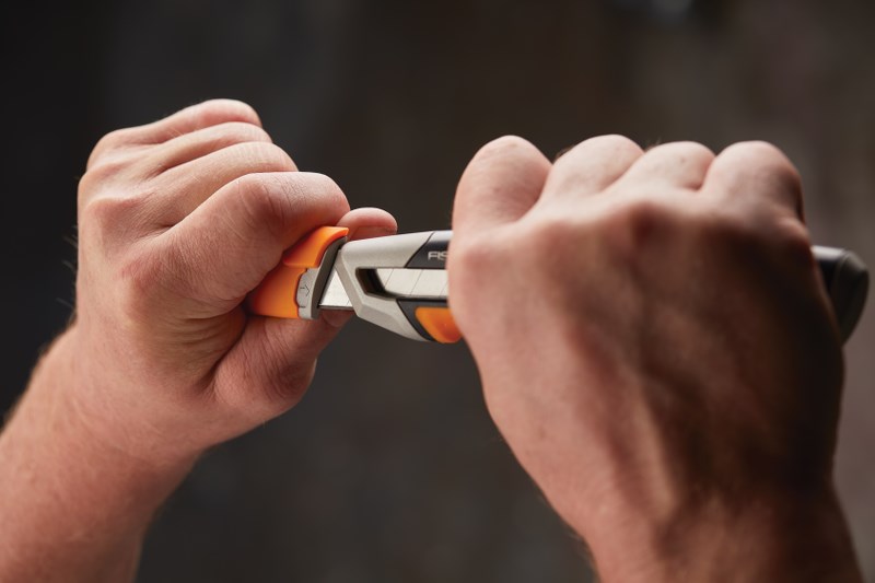 CarbonMax™ Peilis Laužomais ašmenimis 18mm CarbonMax™ Peilis Laužomais ašmenimis 18mm