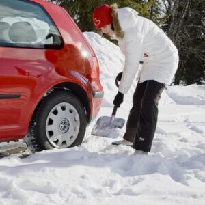 Lengvas automobilinis sniego kastuvas