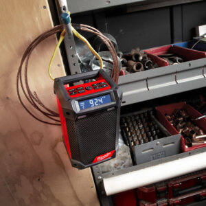 Akumuliatorinis radijas M12 RCDAB+0