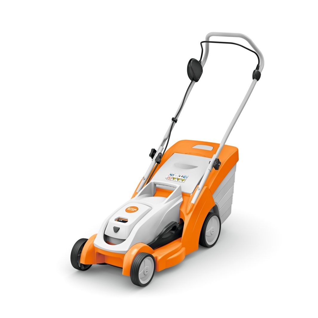 Vejapjovė STIHL RMA 239.1, be akum. ir įkrov. Vejapjovė STIHL RMA 239.1, be akum. ir įkrov.