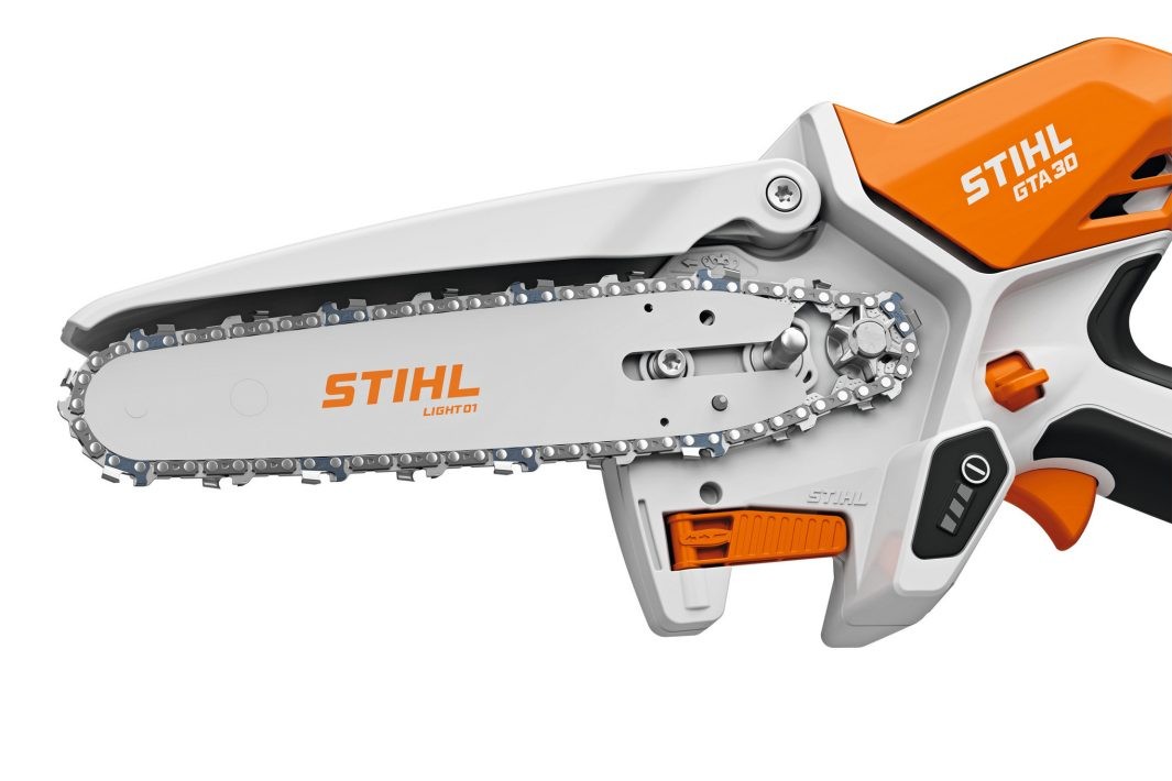 Genėtuvas šakų grandininis akumuliatorinis STIHL GTA 30.0 SET (su 2 x AS 2 ir AL 5-2) Genėtuvas šakų grandininis akumuliatorinis STIHL GTA 30.0 SET (su 2 x AS 2 ir AL 5-2) - Image 4
