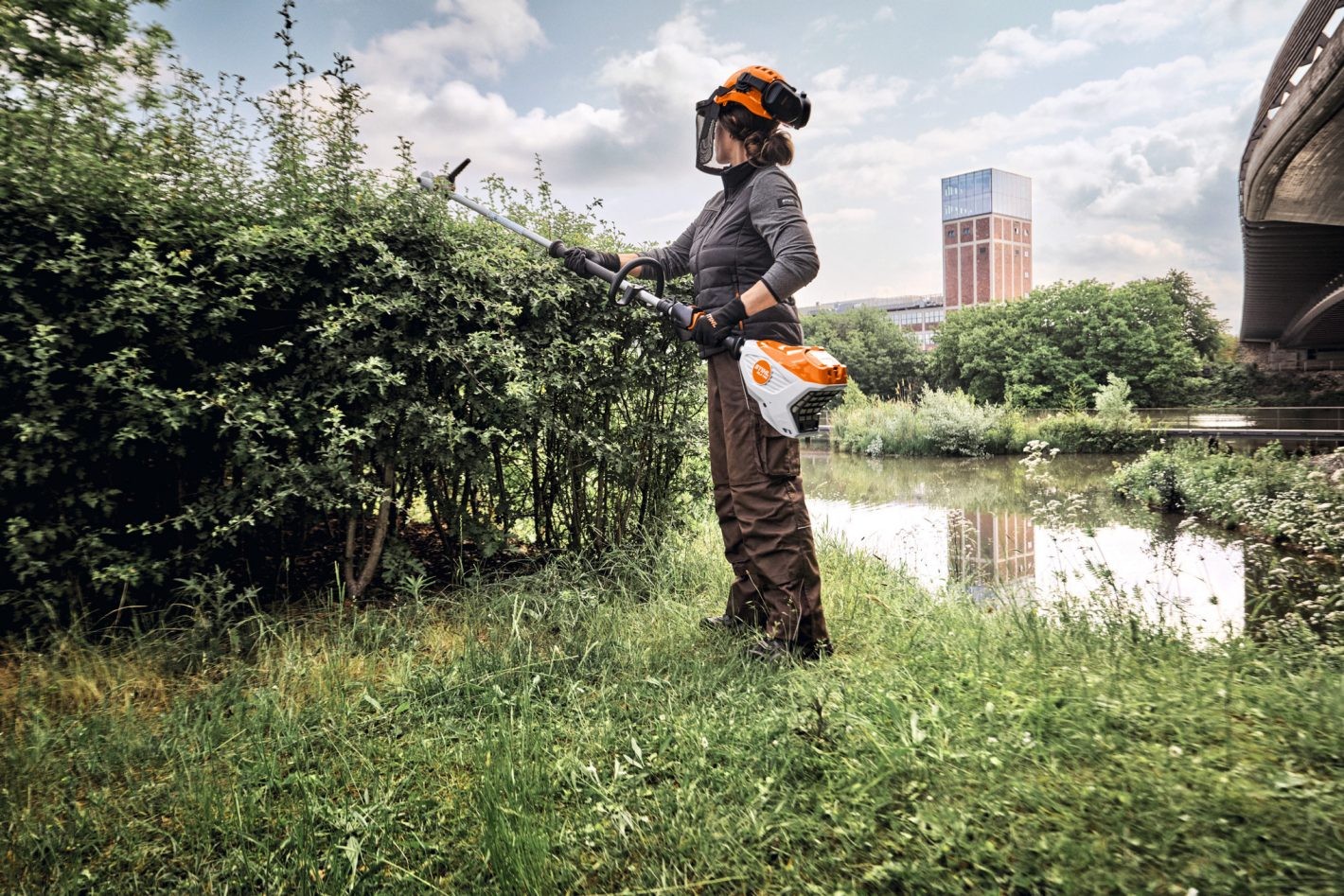 Žirklės gyvatvorių akumuliatorinės STIHL HLA 140 (be akum. ir krov.) Žirklės gyvatvorių akumuliatorinės STIHL HLA 140 (be akum. ir krov.) - Image 5