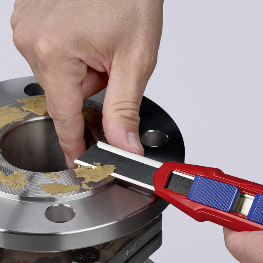 Peilis laužoma geležte18mm su ašmenų stabilizatoriumi, Cutix, Knipex Peilis laužoma geležte18mm su ašmenų stabilizatoriumi, Cutix, Knipex - Image 7