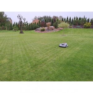 Belaidis vejos robotas Sunseeker X7