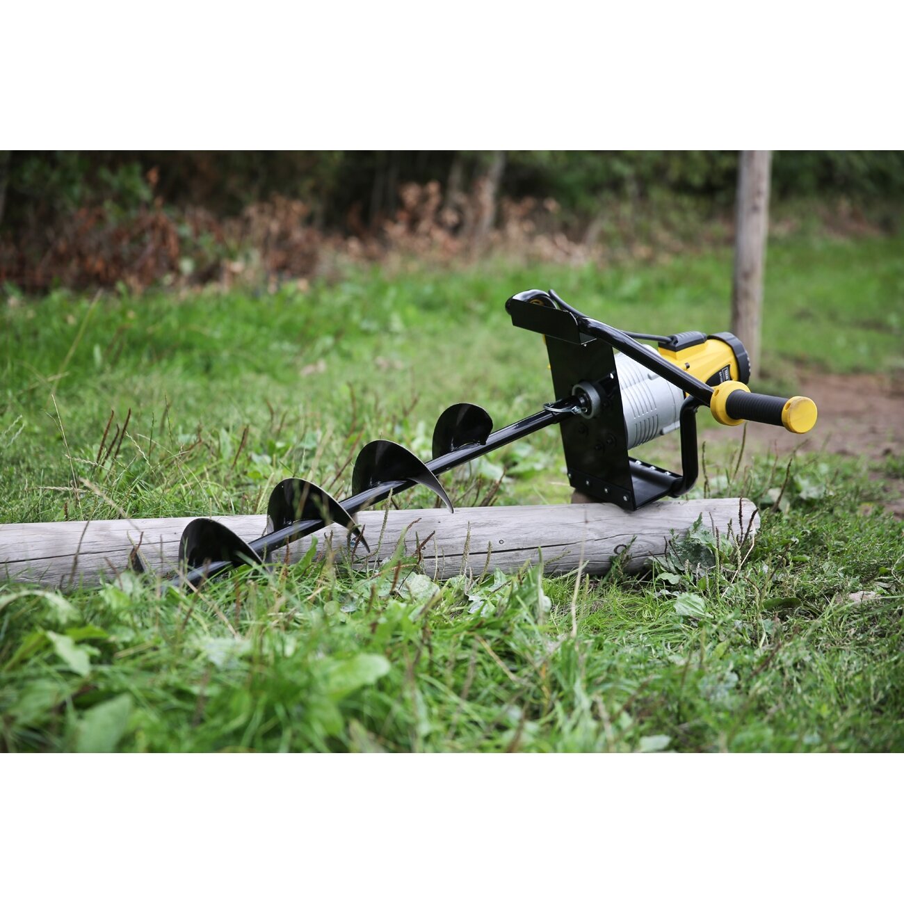 Grąžtas elektrinis Texas EA1200 su 150mm Grąžtas elektrinis Texas EA1200 su 150mm